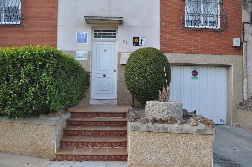 Apartamento Turistico La Ribera Del Marco Caceres Ruang foto
