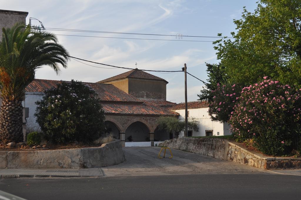Apartamento Turistico La Ribera Del Marco Caceres Ruang foto